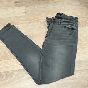 Grey Kancan skinny jeans, size 27